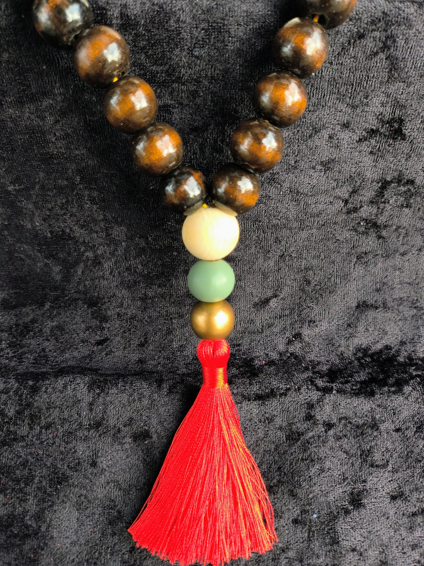 A10 | Márë | Fashion • Decor • Prayer • Meditation