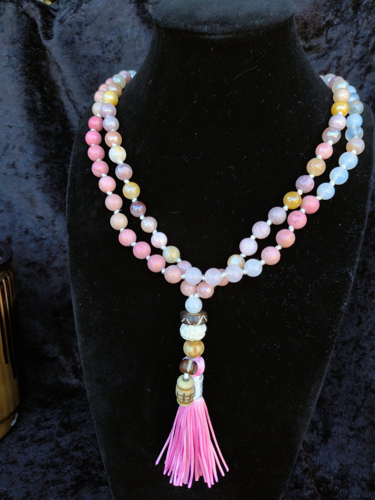 M9 | "Sofía" for Gentle Expression of Feminine Power